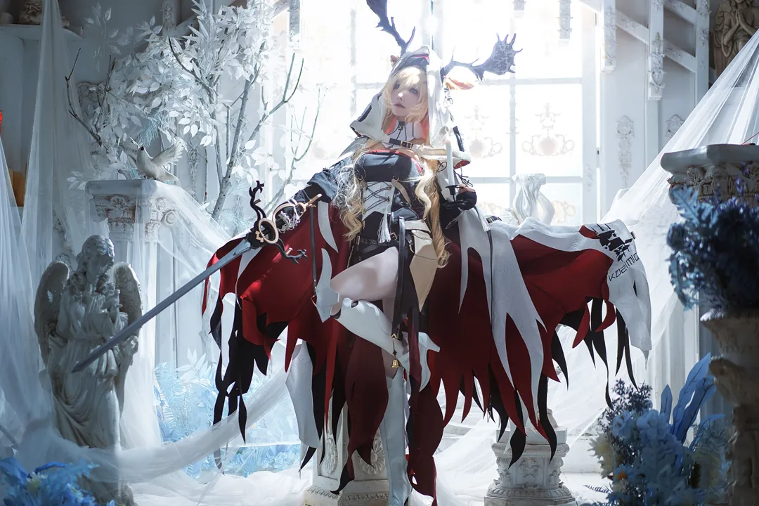 超级小禾儿 烛骑士 薇薇安娜明日方舟 [12P - 123MB] - 高清图片（第4张） - 超级小禾儿