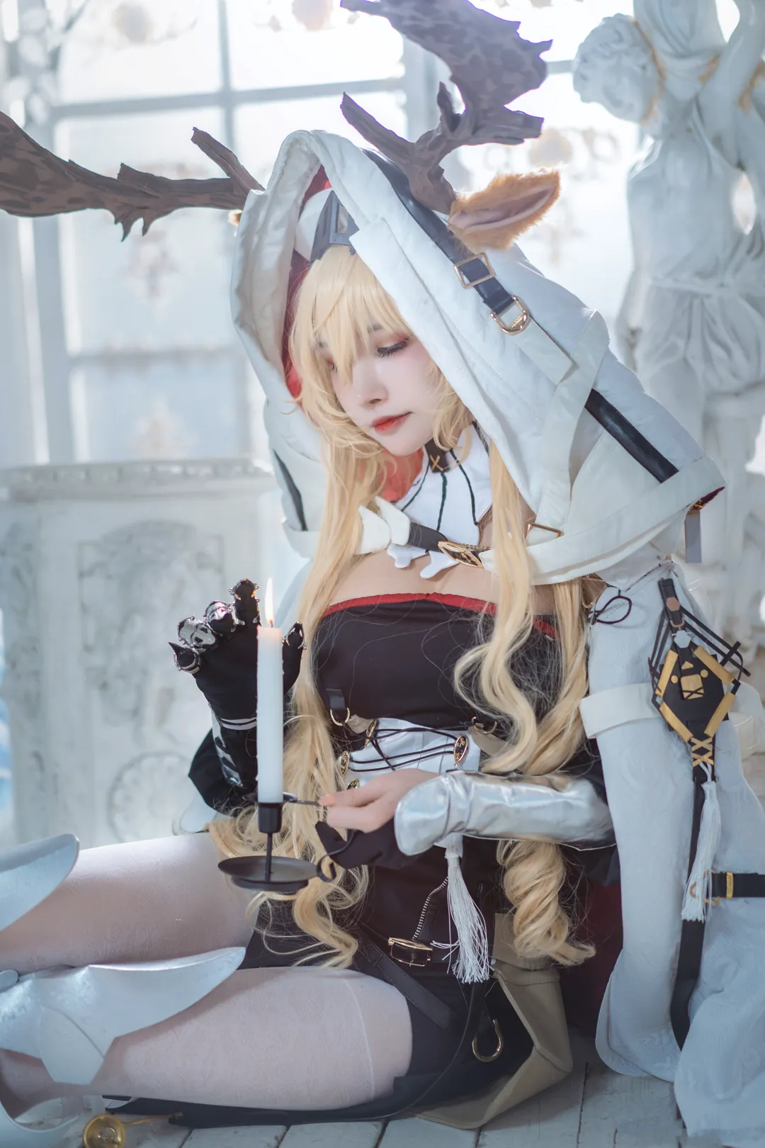 超级小禾儿 烛骑士 薇薇安娜明日方舟 [12P - 123MB] - 精美图片（第11张） - 超级小禾儿