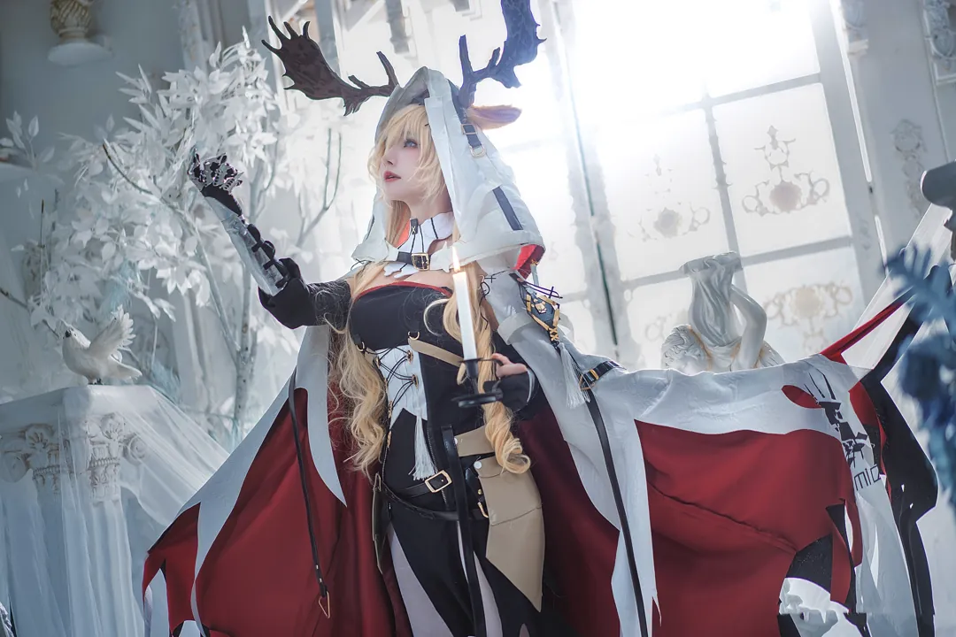 超级小禾儿 烛骑士 薇薇安娜明日方舟 [12P - 123MB] - 高清图片（第12张） - 超级小禾儿