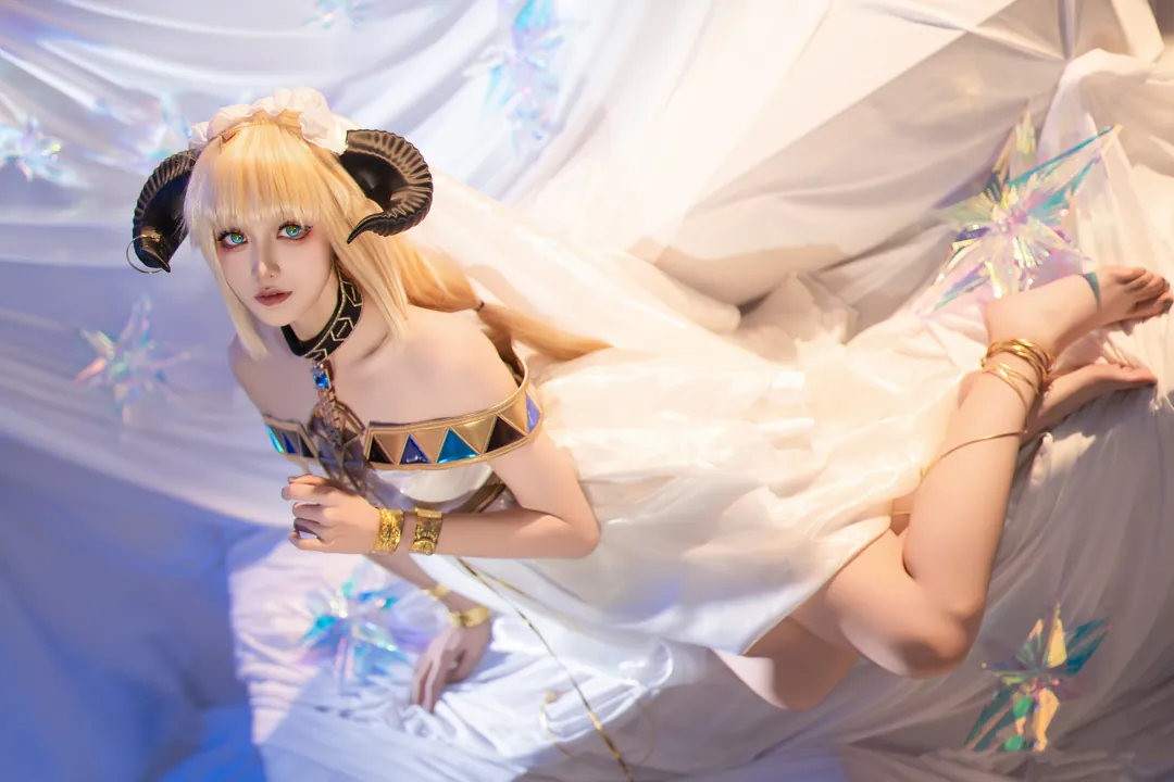 几何尼亚poiii - 夜莺 流辉 (明日方舟) [12P - 124MB] - 精美图片（第7张） - 明日方舟