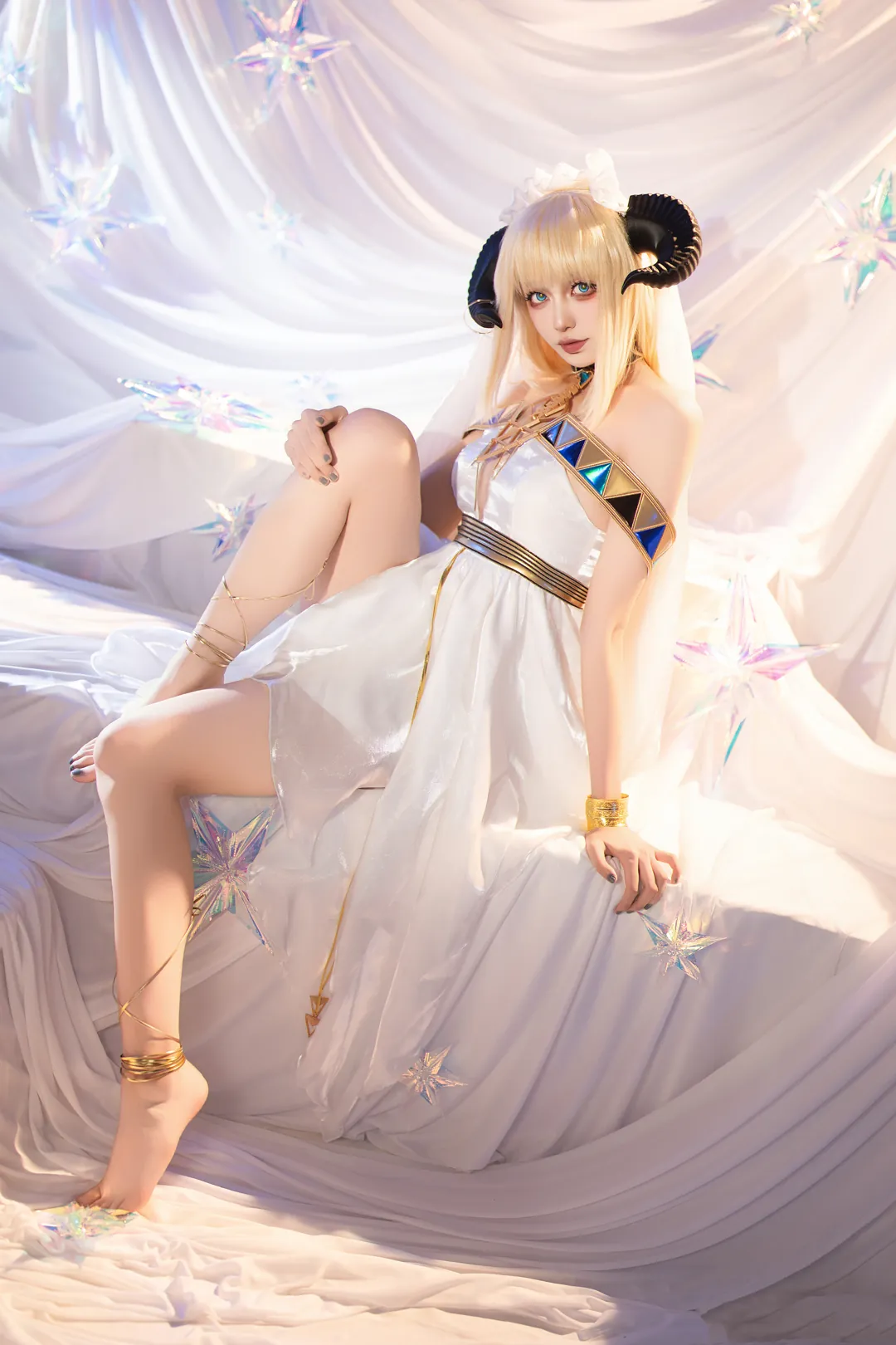 几何尼亚poiii - 夜莺 流辉 (明日方舟) [12P - 124MB] - 精美图片（第9张） - 明日方舟