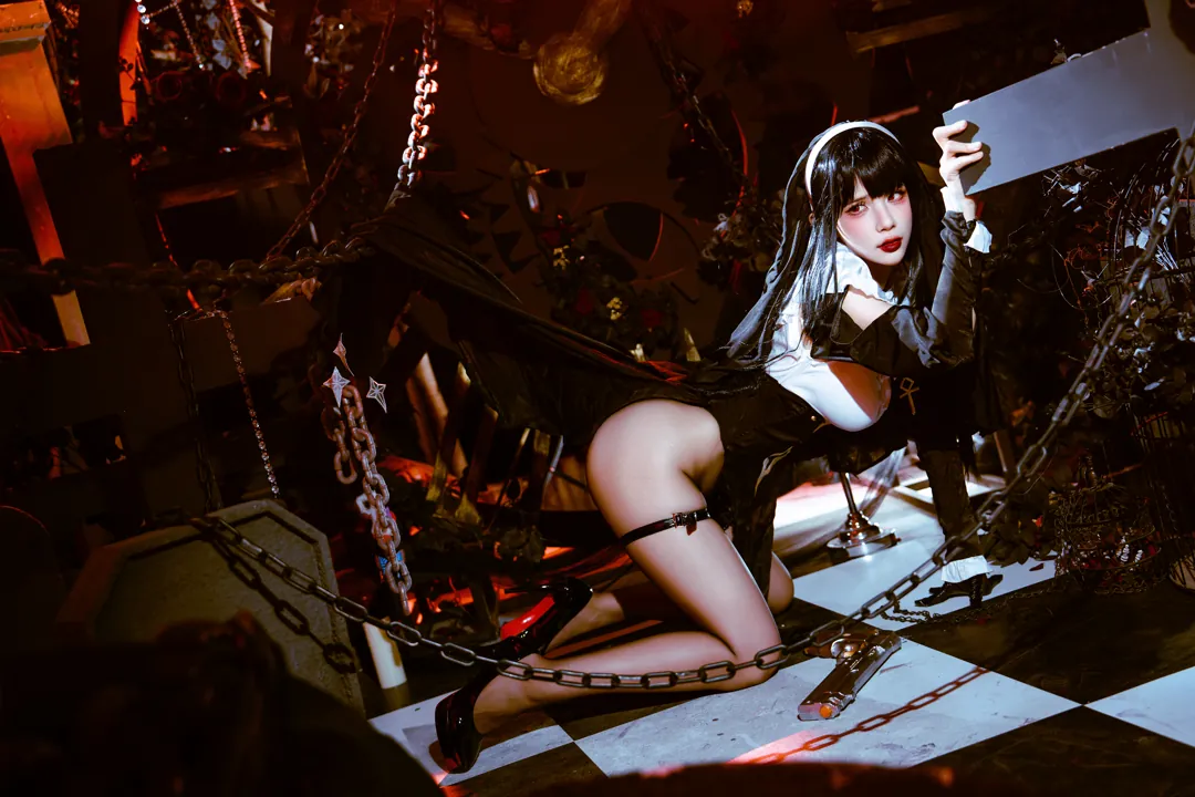 FiHANNA - 万圣节战斗修女 [35P - 1141MB] - 精美图片（第15张）