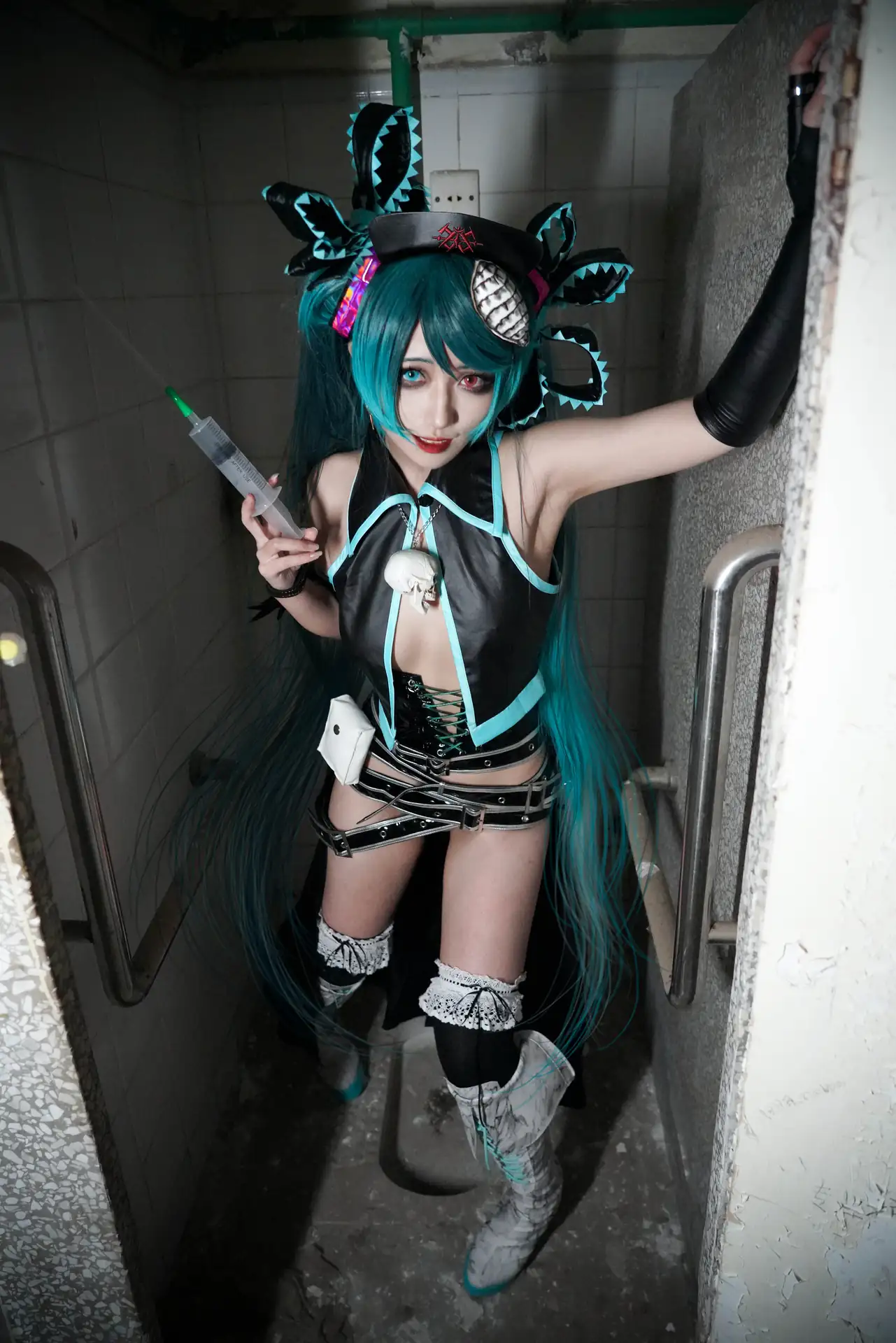 [絞肉姬Walküre] [44P - 136MB] VOCALOID - 骸音 囚人与纸飞机-1