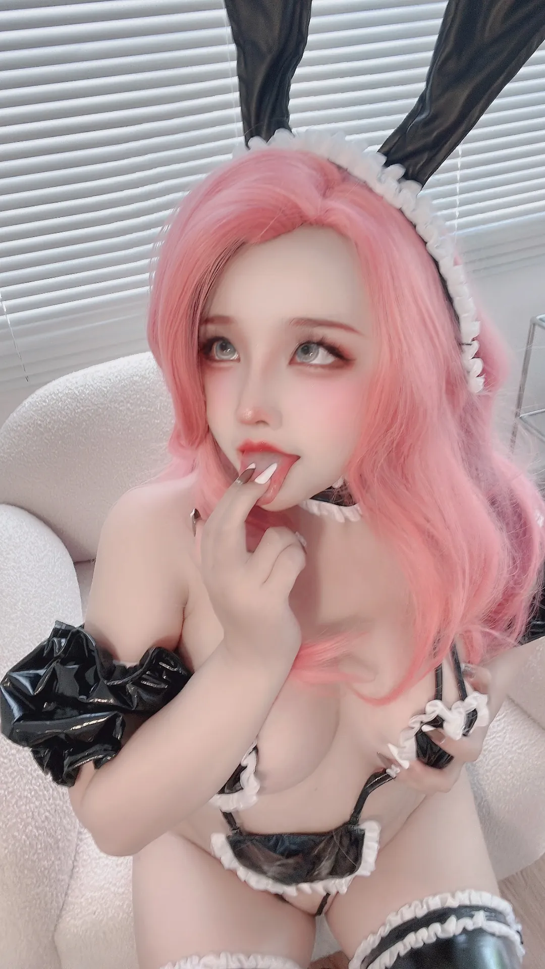 [Sayo Momo] [71P - 108.12MB] 英雄联盟 - 萨勒芬妮 兔女郎 - 图片 2