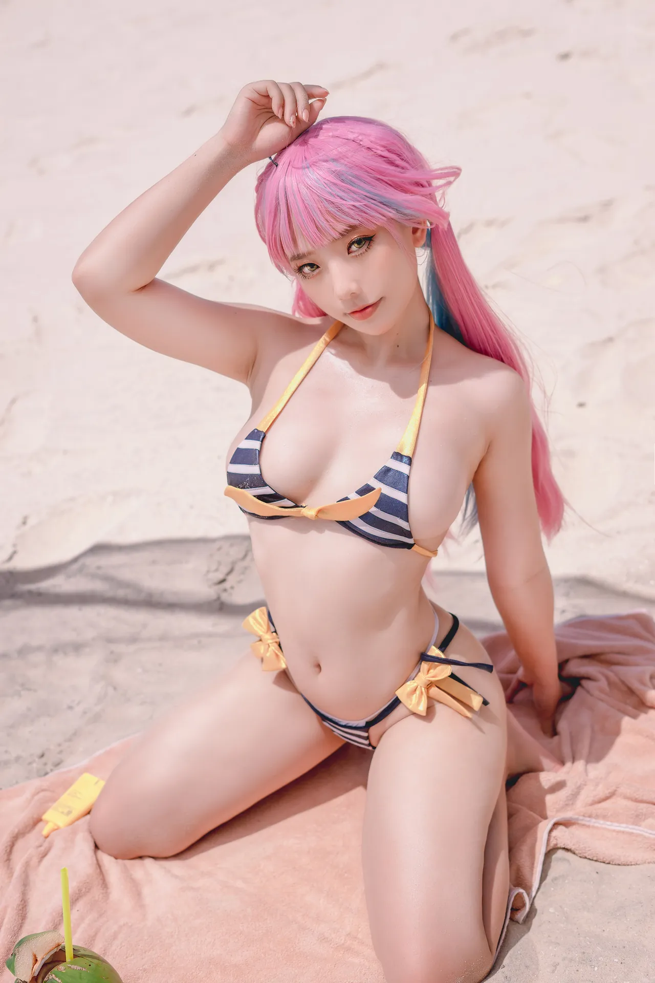 [Messie Huang] [34P - 61.57MB] Vtuber - 湊阿库娅 比基尼 - 图片 16