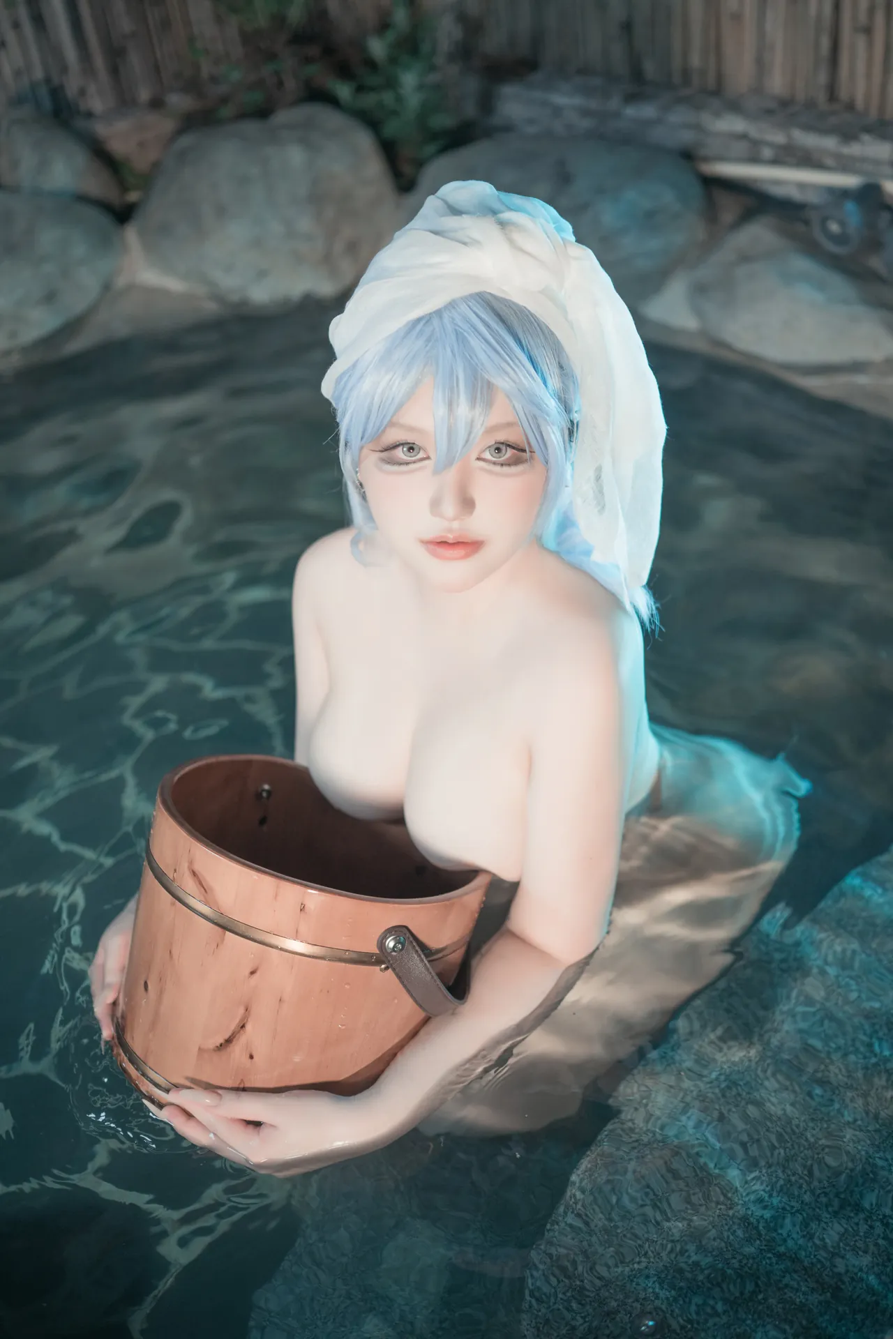 [夏鸽鸽不想起床] [46P+1V - 852.92MB] Cosplay - 温泉假日-8