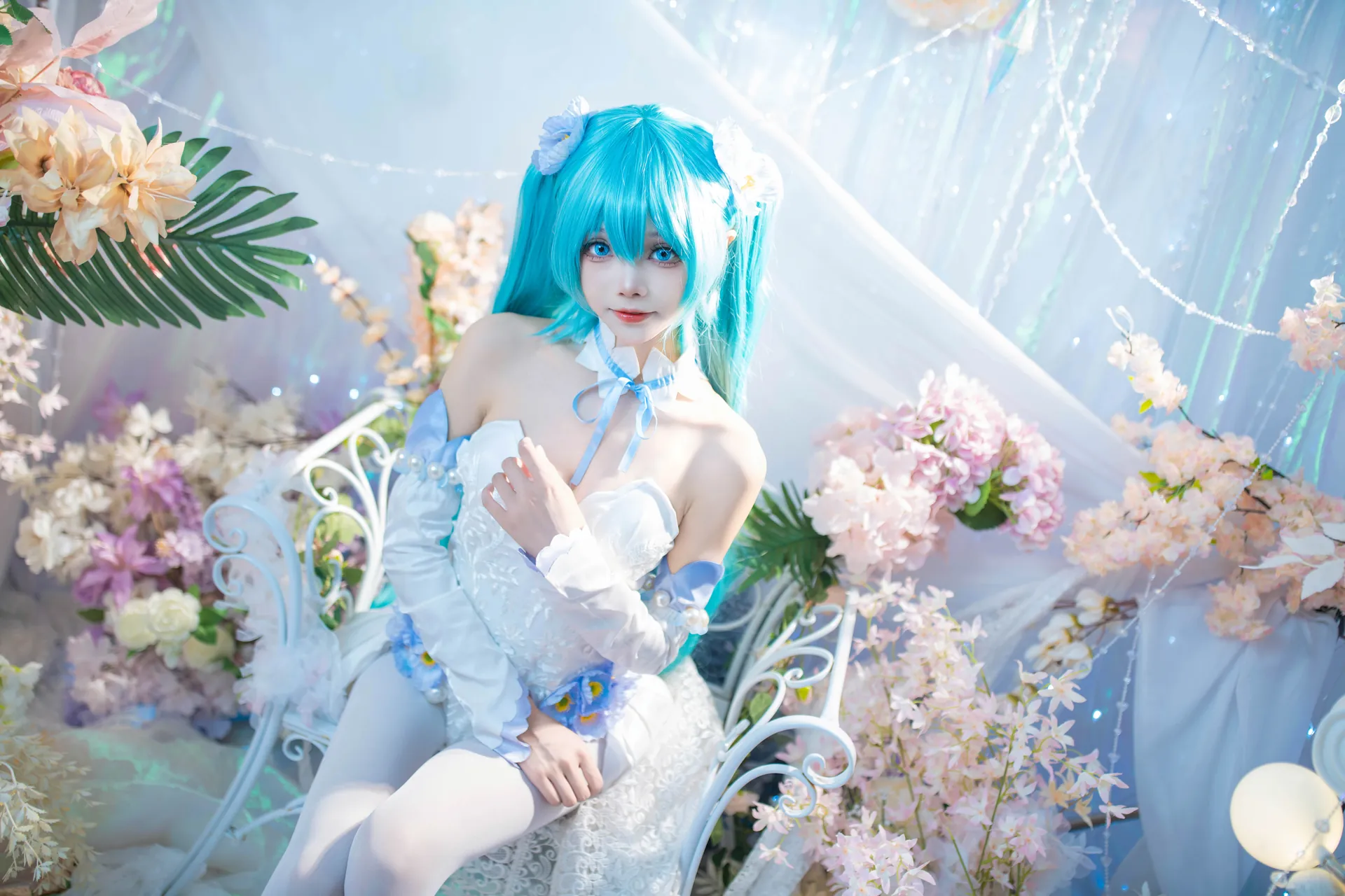 [艾西Aiwest] [42P - 125.5MB] VOCALOID - 初音未来 粉蝶花 - 图片 13