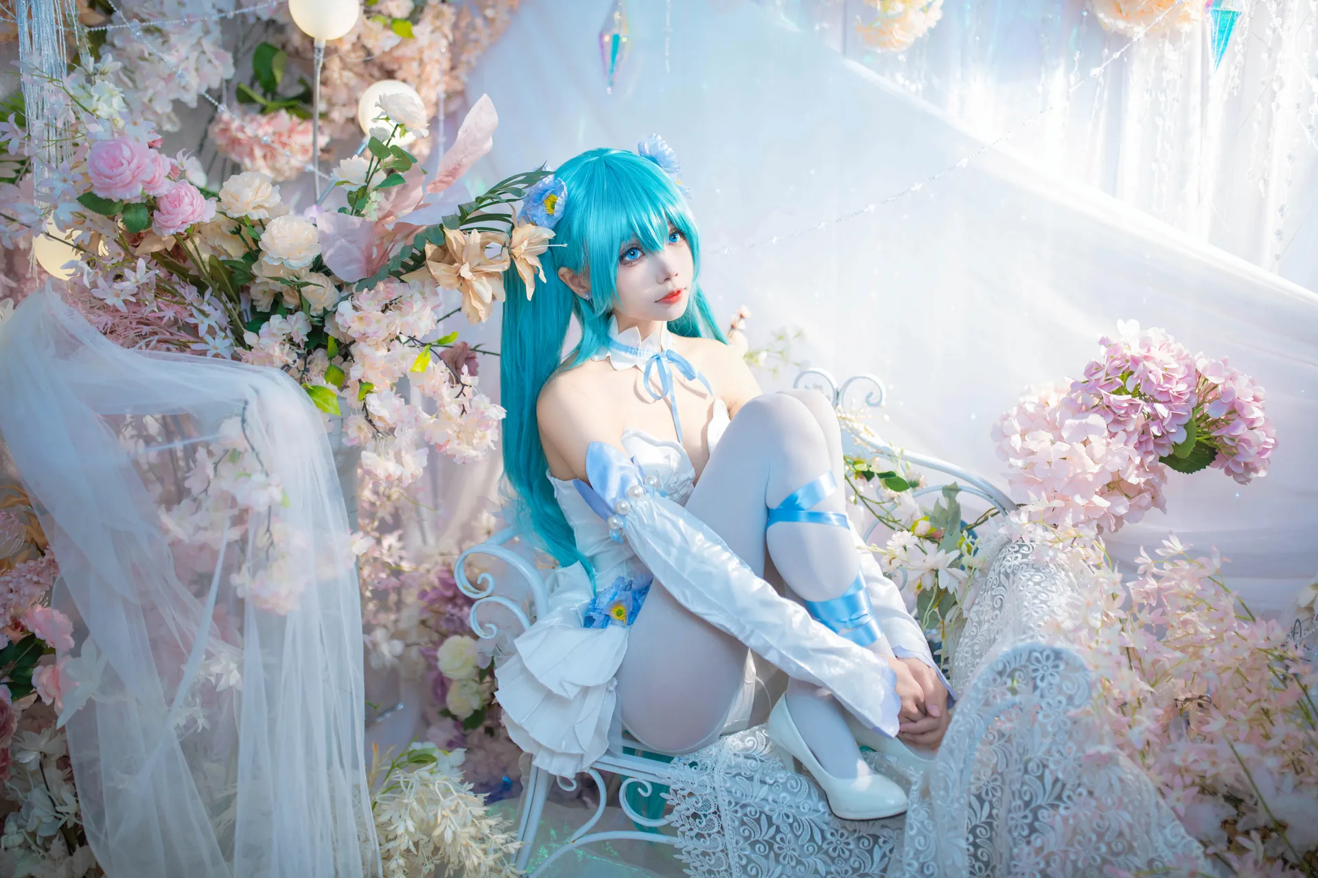 [艾西Aiwest] [42P - 125.5MB] VOCALOID - 初音未来 粉蝶花 - 图片 29