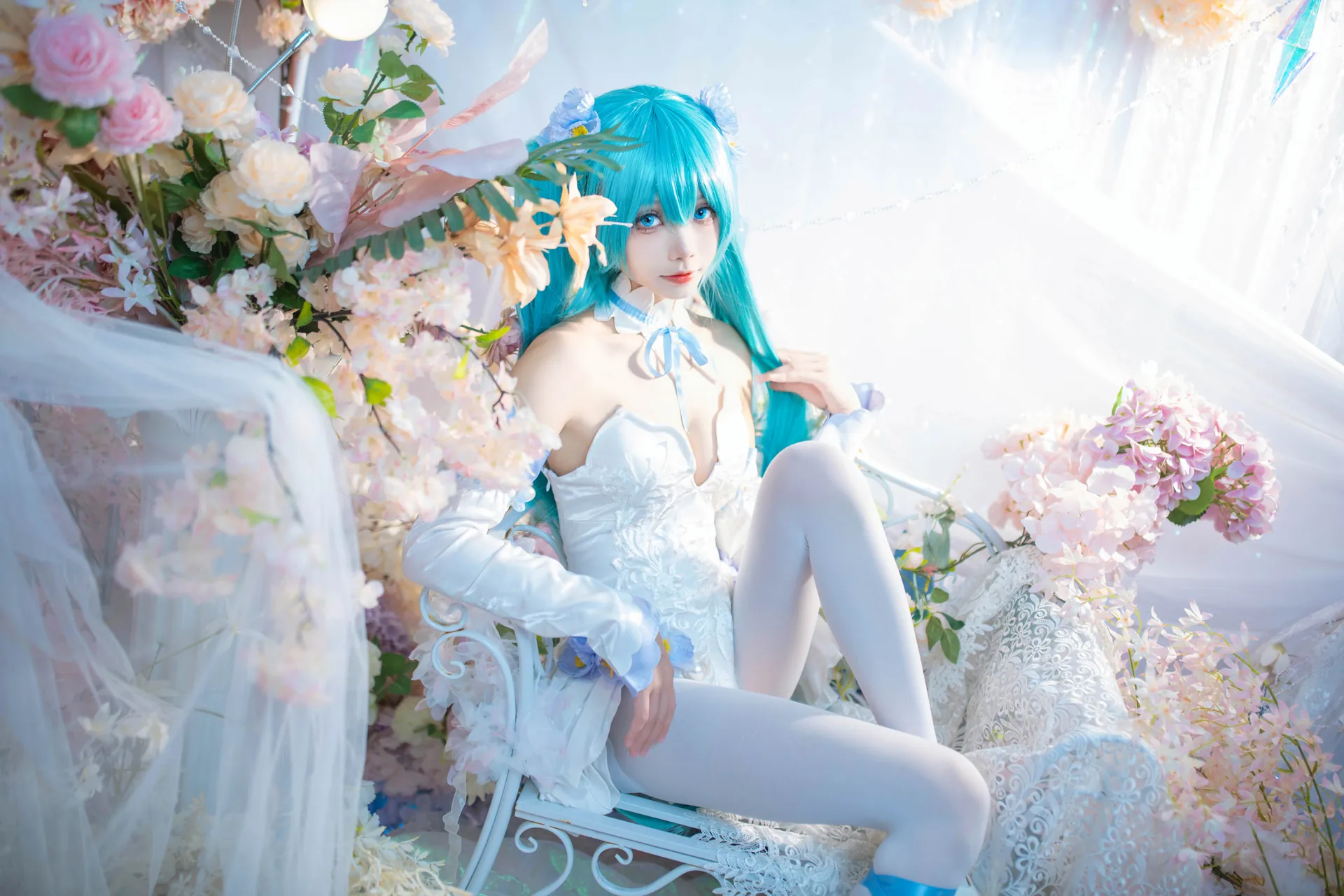 [艾西Aiwest] [42P - 125.5MB] VOCALOID - 初音未来 粉蝶花 - 图片 28