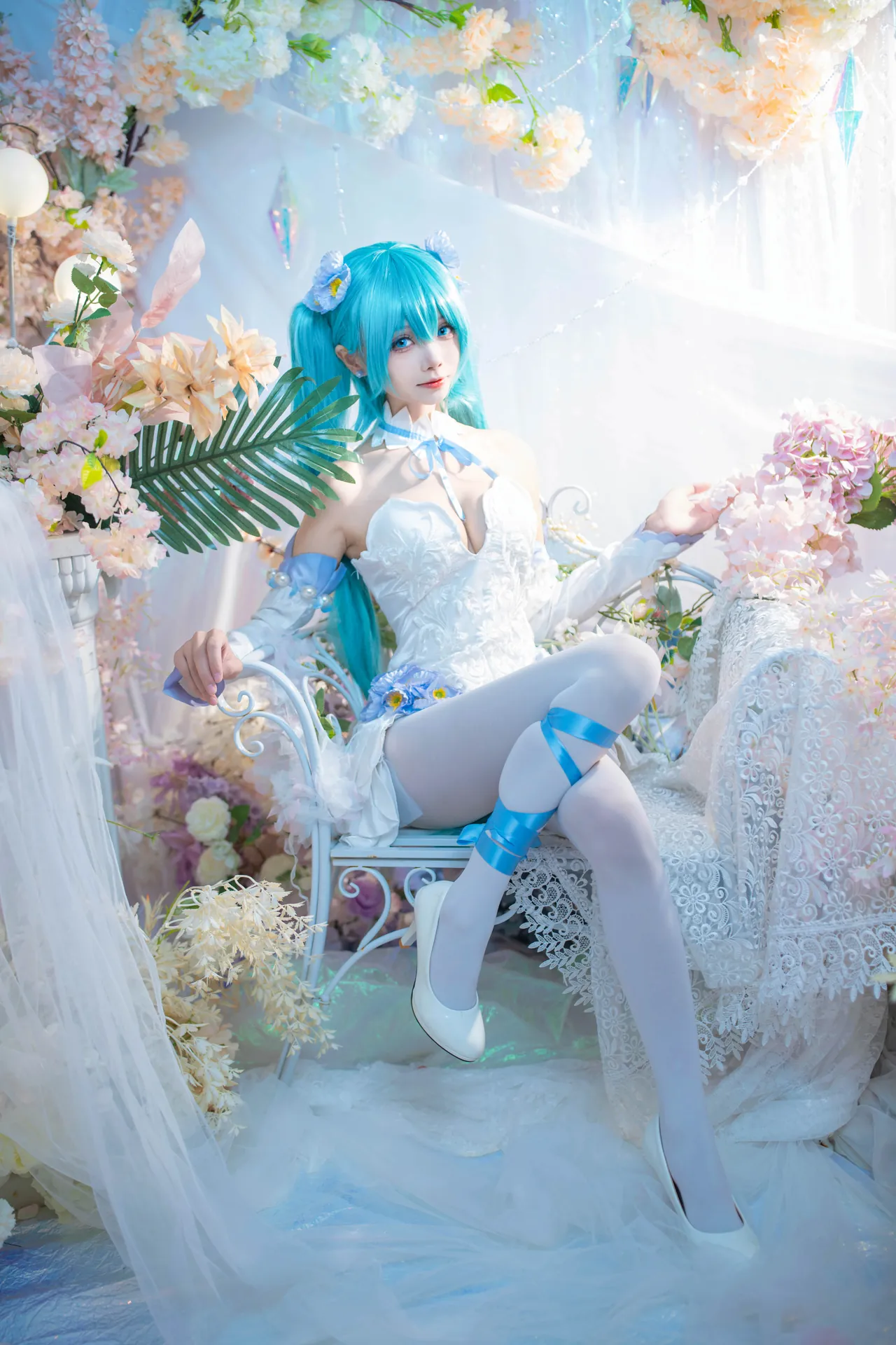 [艾西Aiwest] [42P - 125.5MB] VOCALOID - 初音未来 粉蝶花 - 图片 26