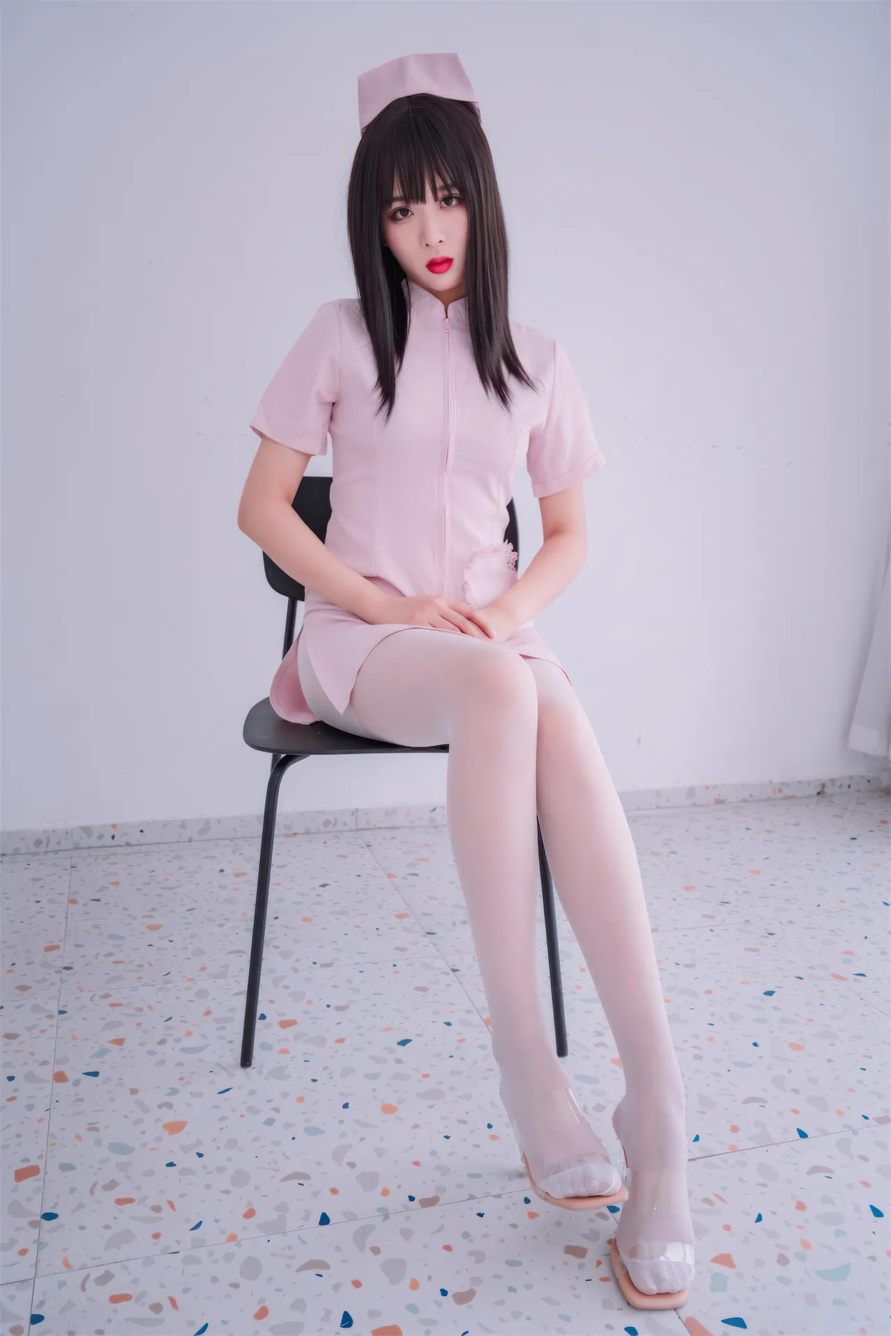 [轩萧学姐] [59P+1V - 1139.67MB] 写真 - 粉色护士 - 图片 20