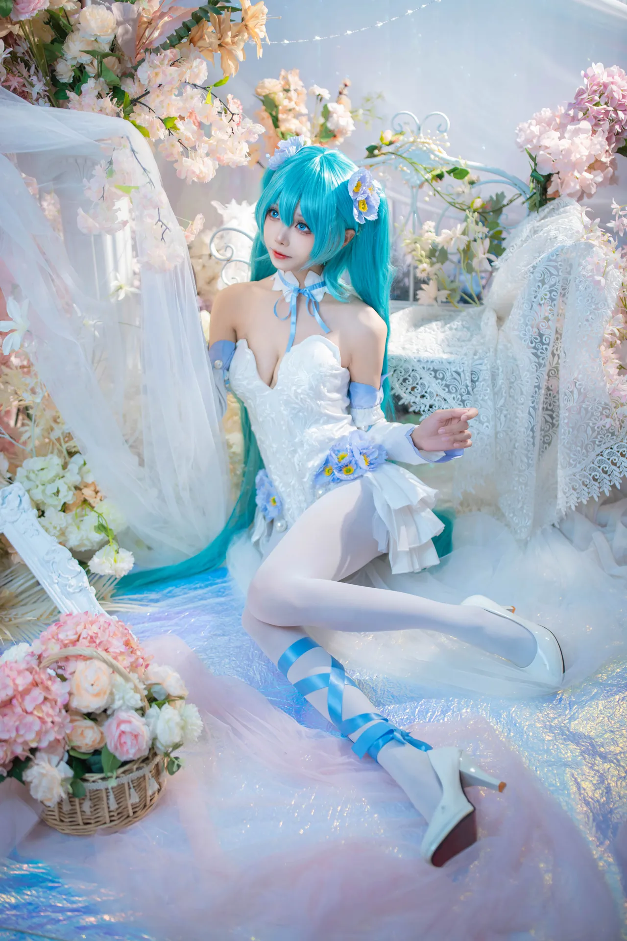 [艾西Aiwest] [42P - 125.5MB] VOCALOID - 初音未来 粉蝶花 - 图片 37