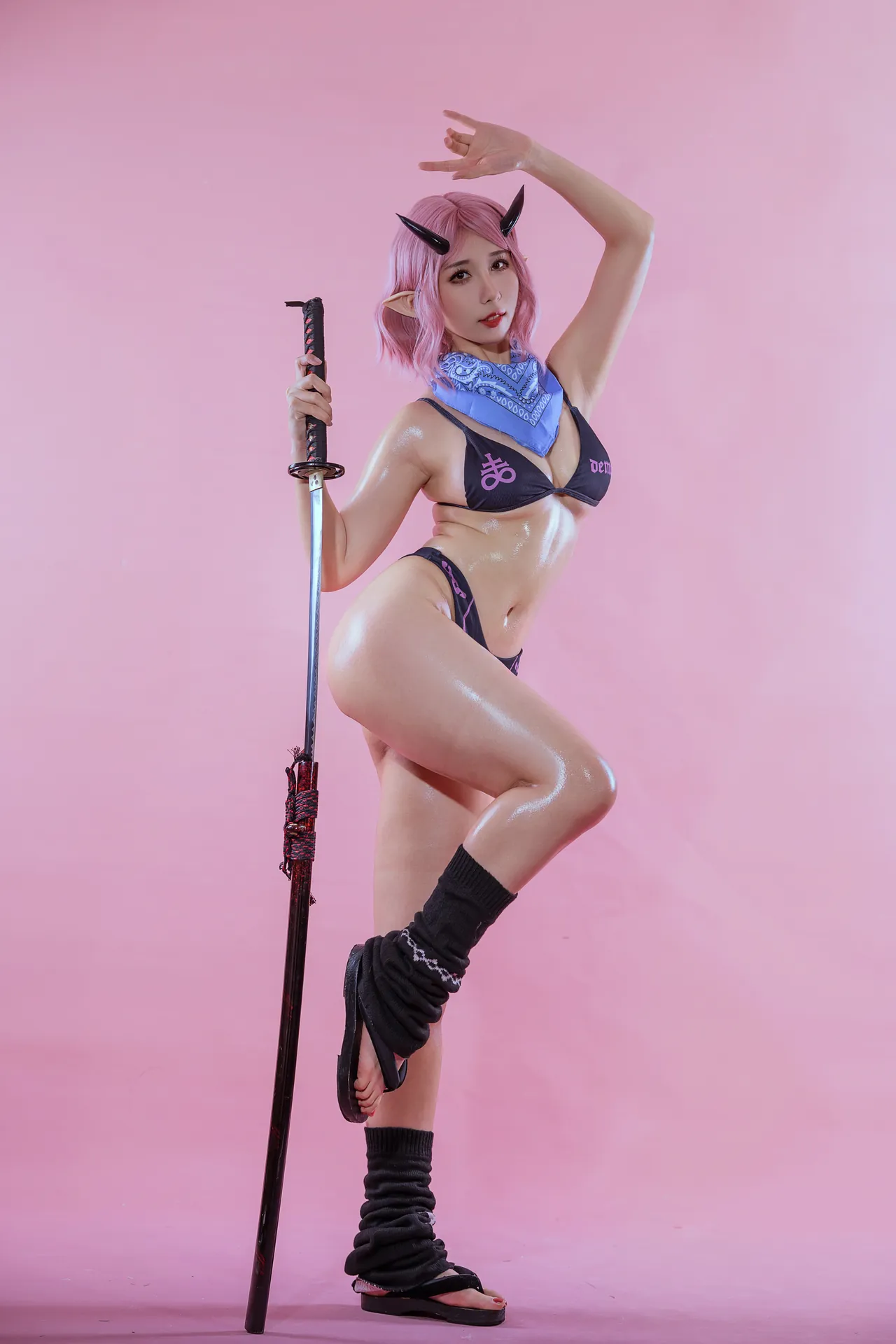 [云溪溪] [28P - 255.59MB] Cosplay -奶桃 御前二叶·鬼人