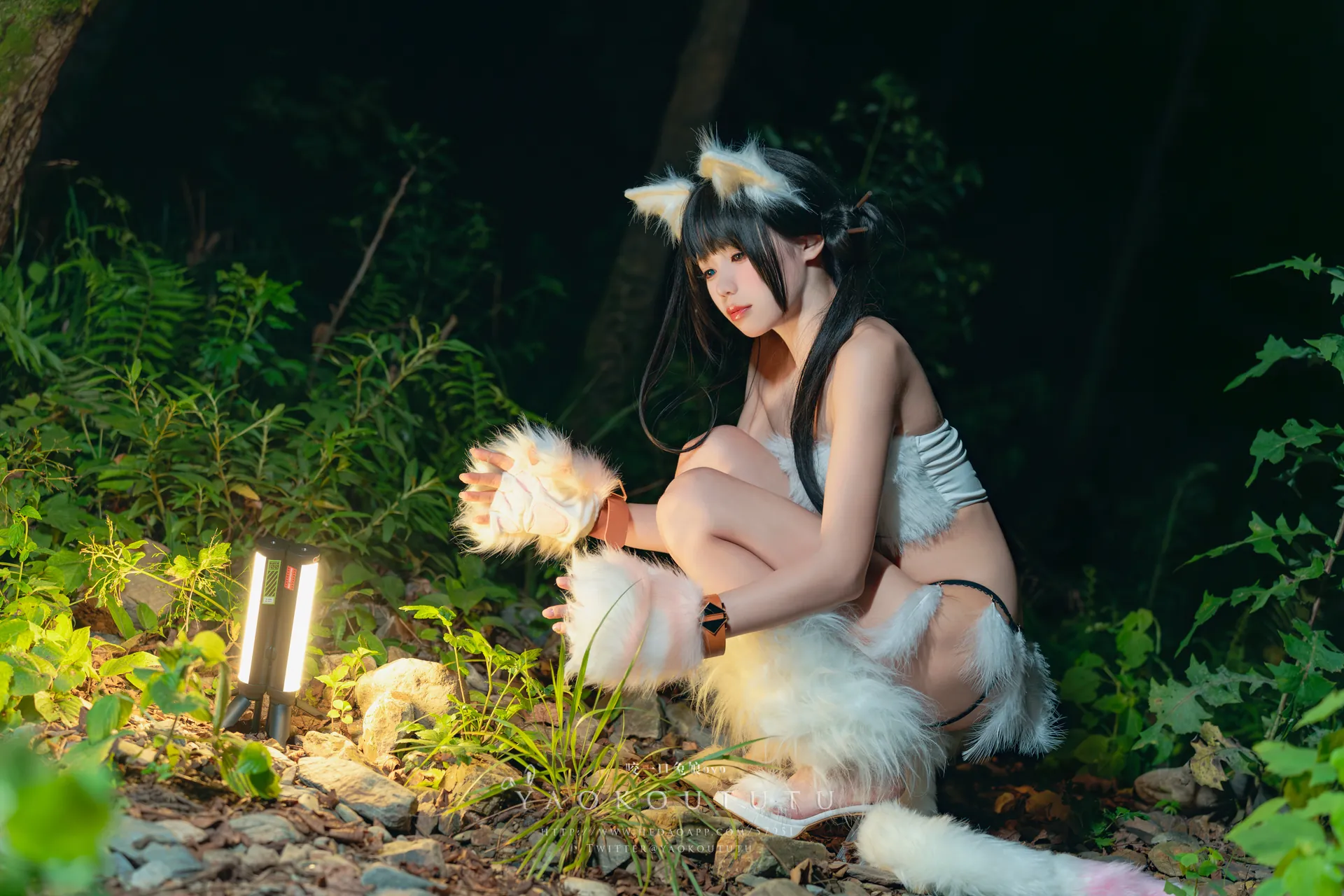 [咬一口兔娘] [55P+1V - 1282.36MB] 写真 - 狐灵+LIKEY-2