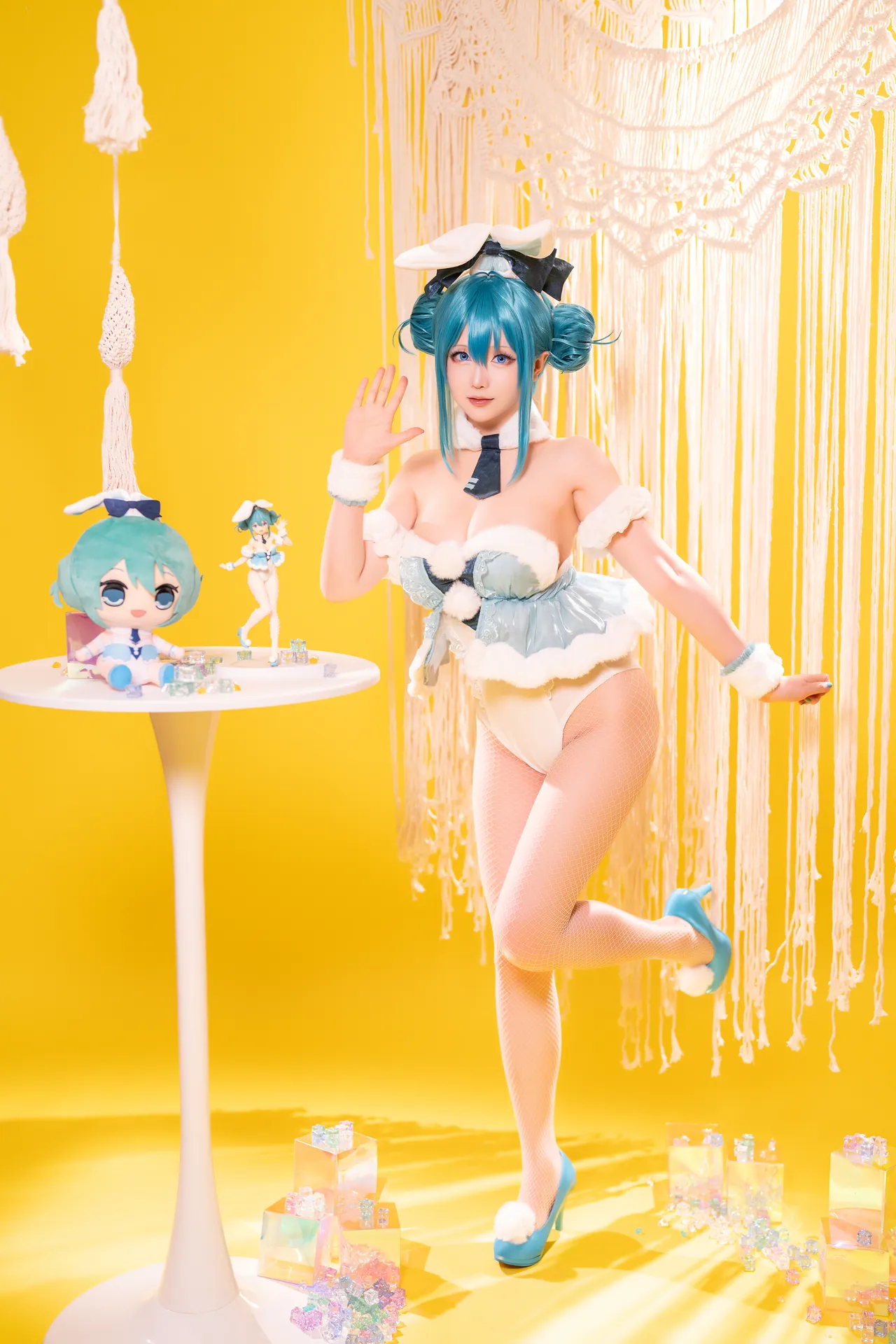 [星之迟迟] [77P+1V - 625.47MB] VOCALOID - 初音未来 白兔女郎-1