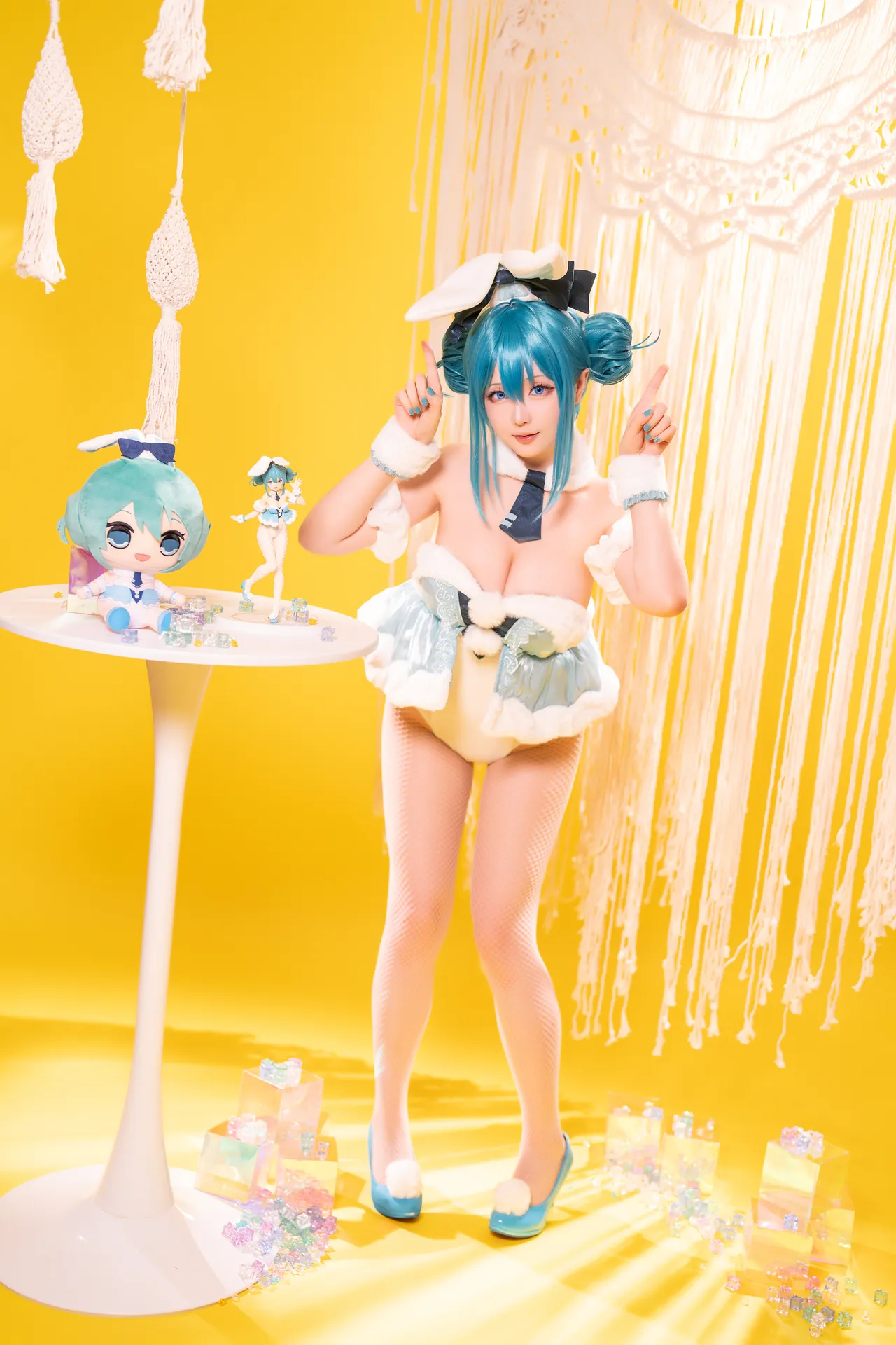 [星之迟迟] [77P+1V - 625.47MB] VOCALOID - 初音未来 白兔女郎-2